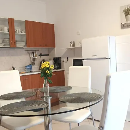 Apartman Sandra -Private Parking And Garden Zadar Exterior photo