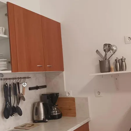 Apartman Sandra -Private Parking And Garden Zadar Exterior photo