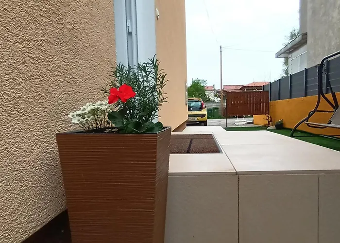 Apartman Sandra -Private Parking And Garden