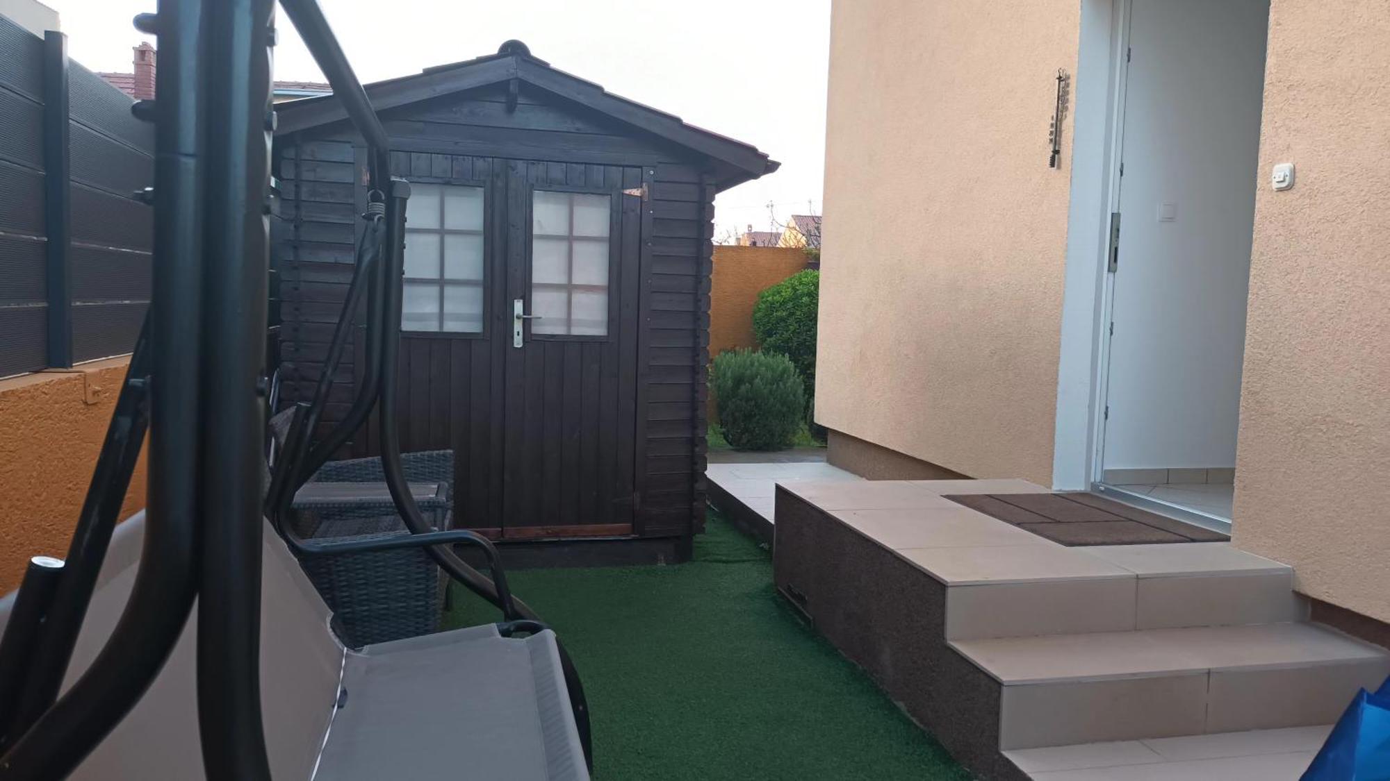 Sandra -private Parking And Garden * Zadar